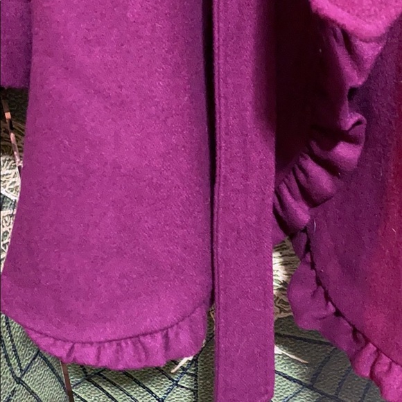 Wine Colored winter coat EUC - Picture 3 of 9